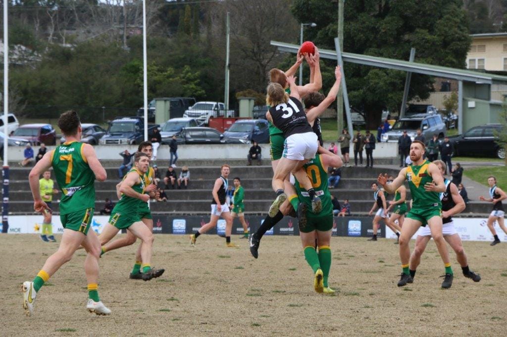 Leongatha Parrots go through after last-second scare