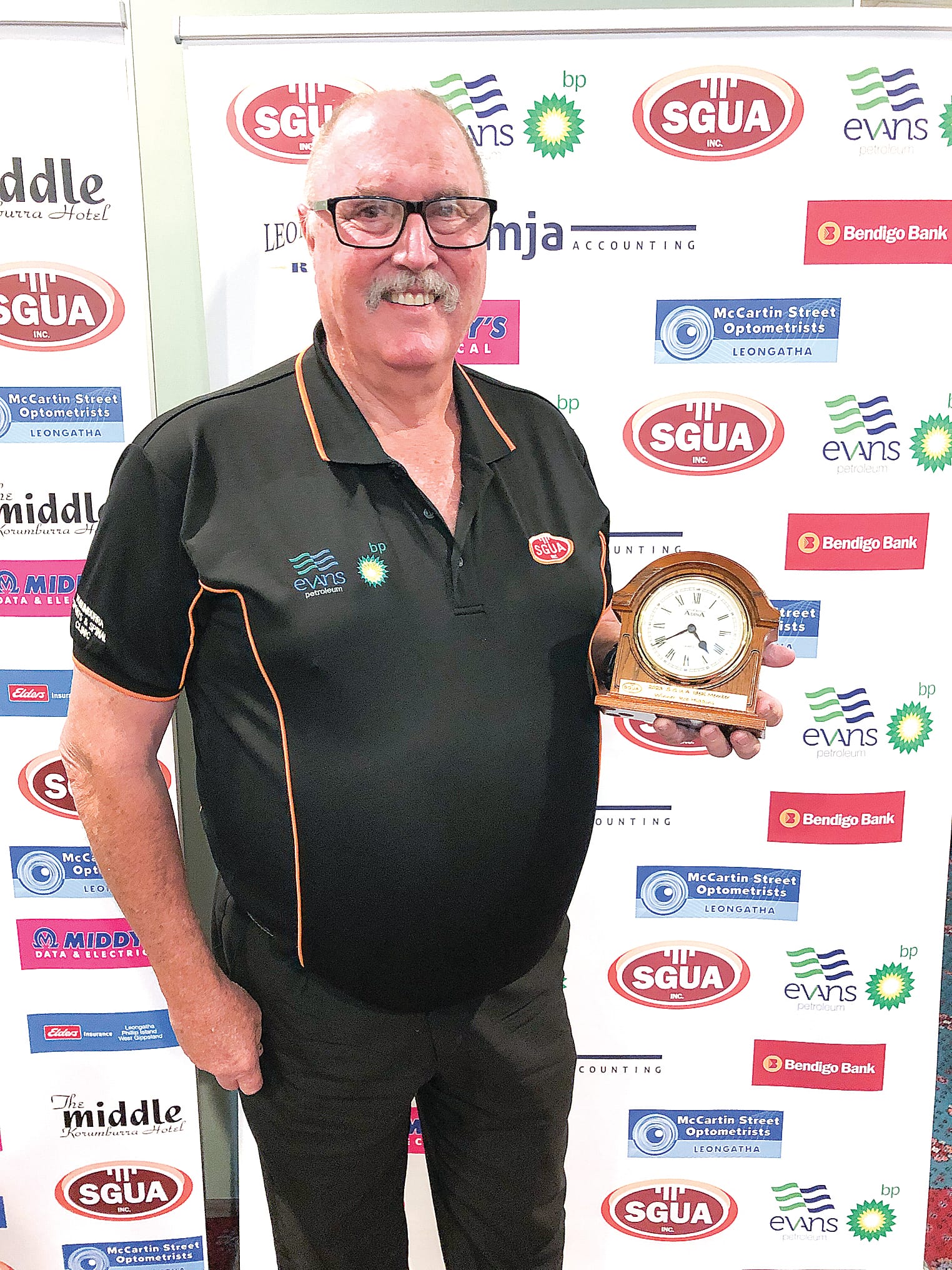 South Gippsland Umpires Association award its ideal member award to Rob Higgins.
