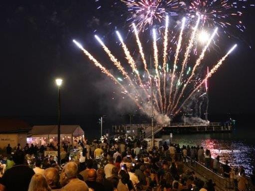 Was it Cowes best New Year's Eve fireworks?