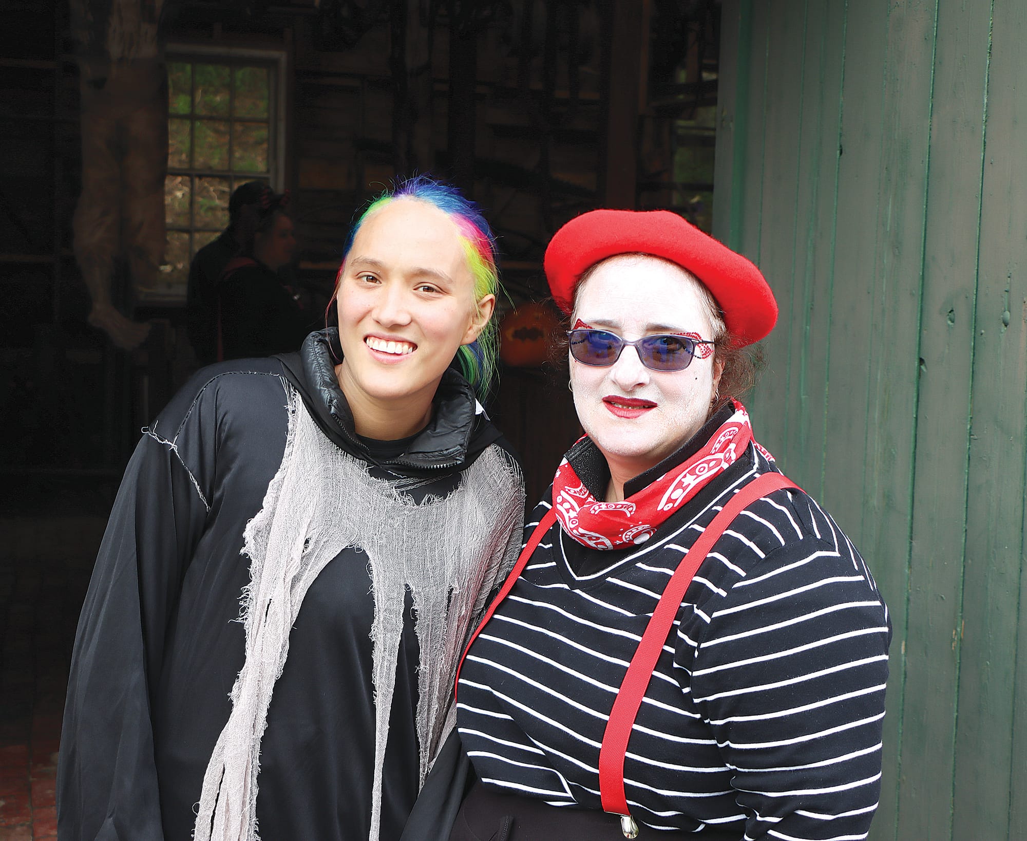 Nenita Lacanaria and Maria Condoluci take charge of the ‘Creepy Carriageworks’. A07_4524