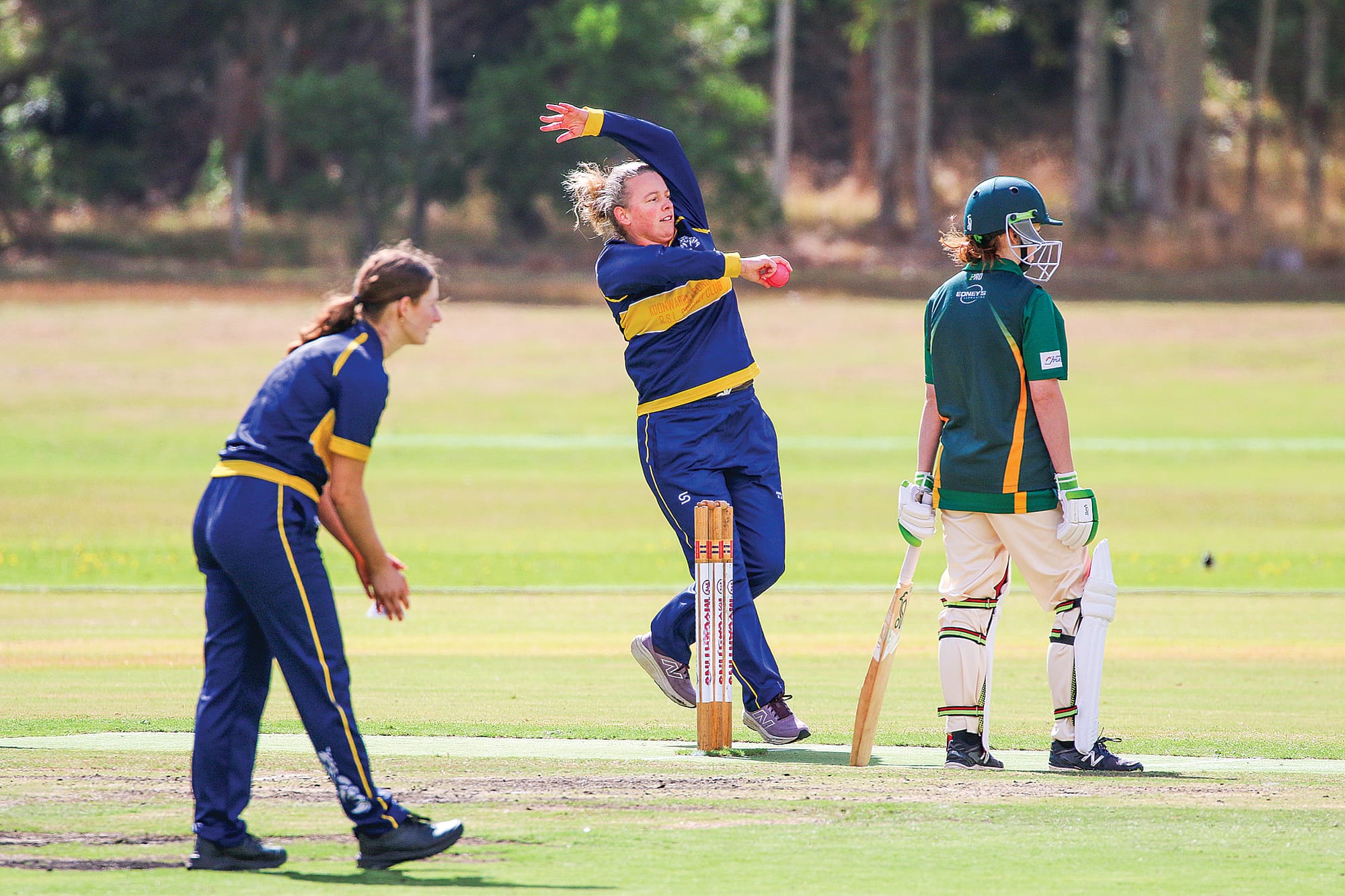 Melissa Buckley was in strong bowling form for Koonwarra/LRSL during Sunday’s semi-final. Tk19_0725