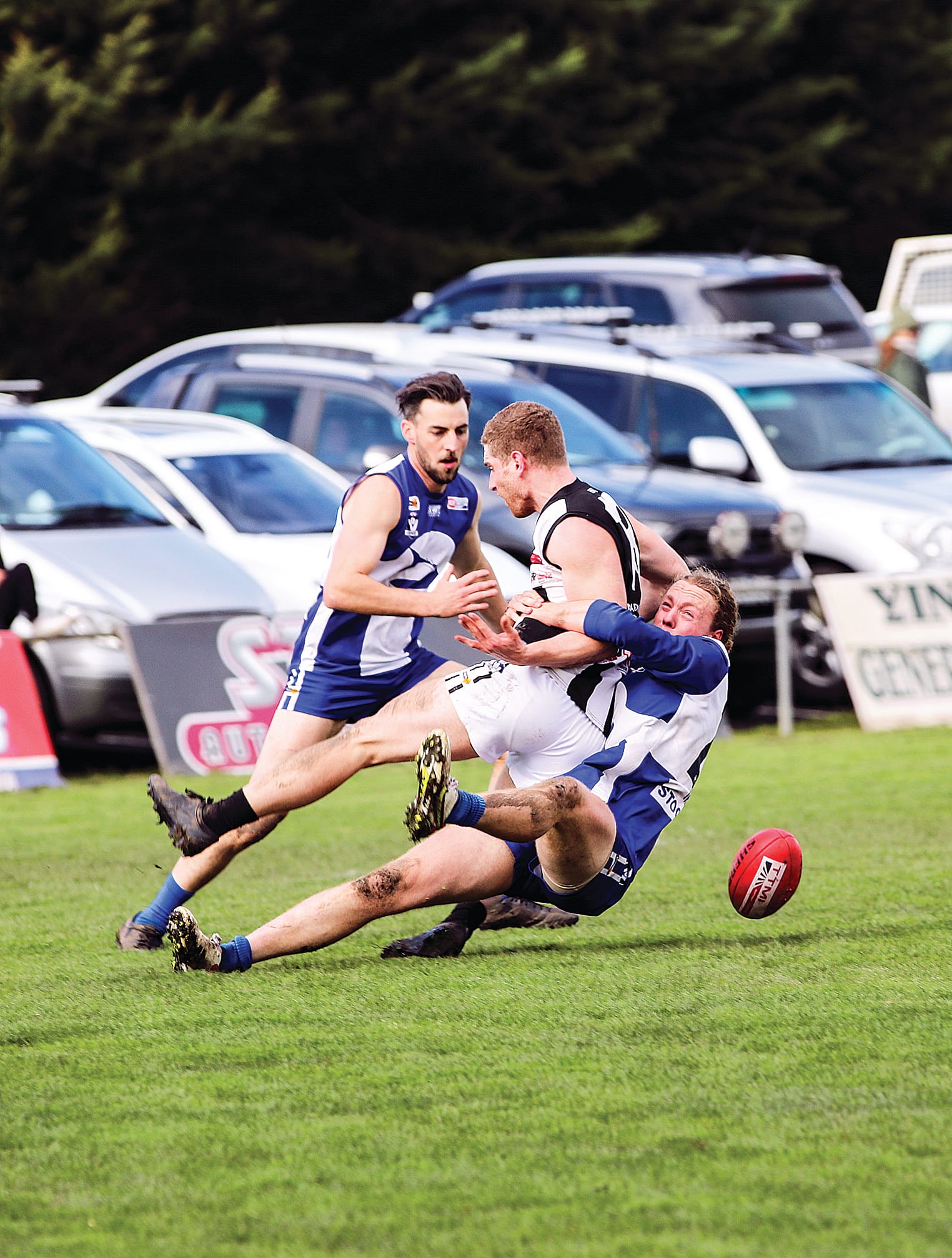 Tarwin’s Cooper McInnes takes down Yinnar’s Jack Deen in a powerful tackle, ending with a free kick to Yinnar. Z23_3622