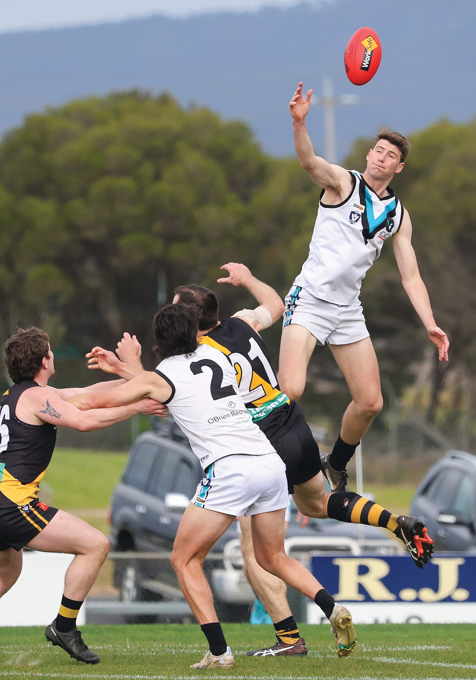 And the big men fly! Toma Huther was at his athletic best in the ruck, but also played a key role, marking down back.