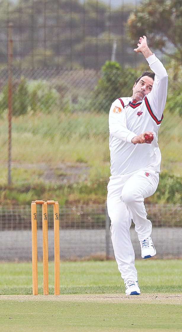 Inverloch’s Dean Cashin bowling against Korumburra last November. Z16_4623