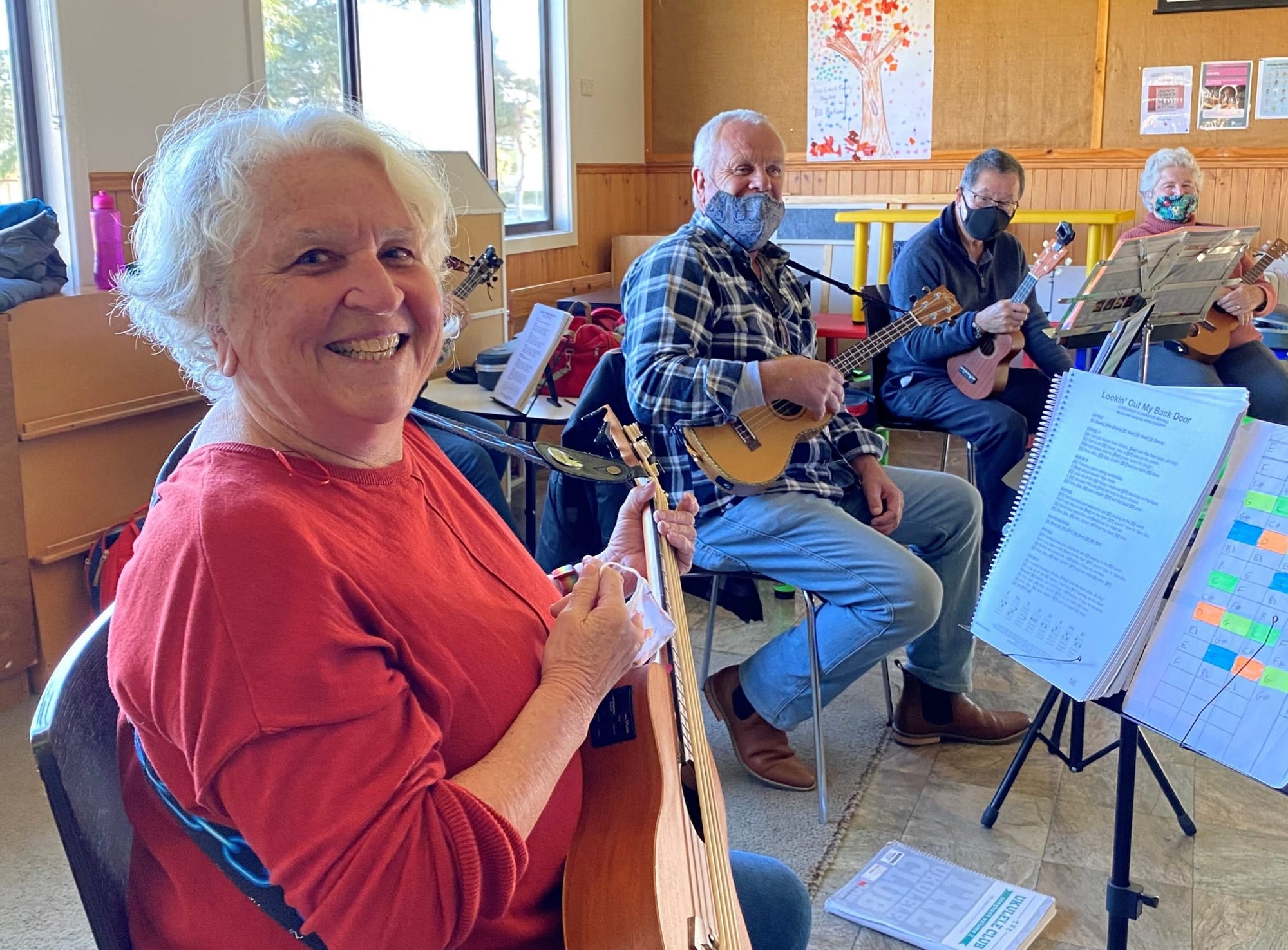 Ukulele players beat COVID and find their happy place