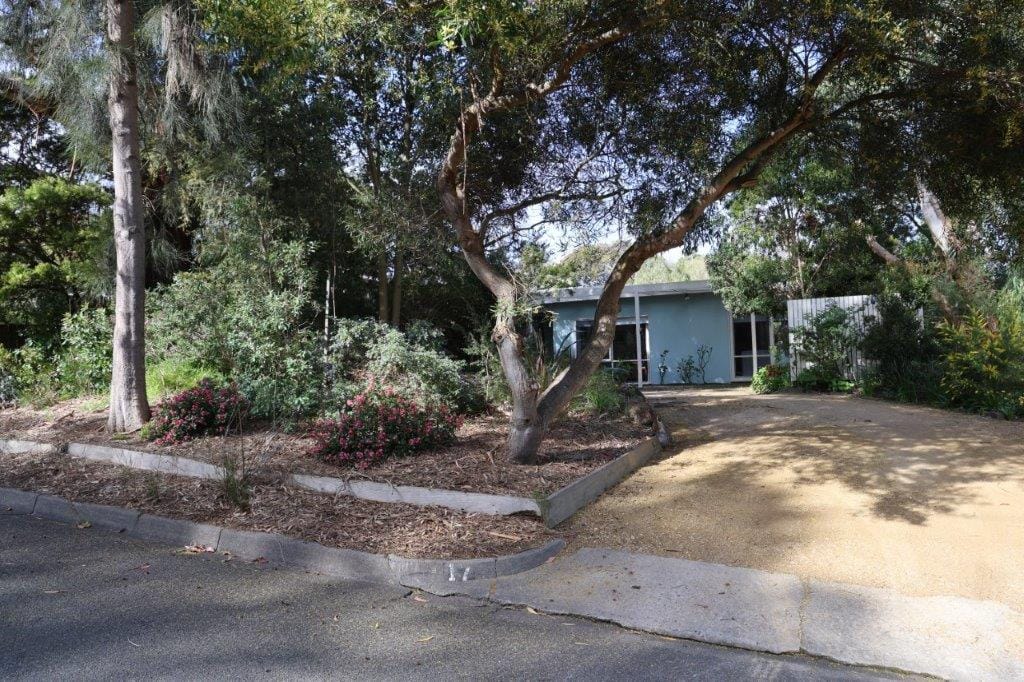 View Street Inverloch is a case in point, no footpaths and the over-planting of nature strips and parked cars means pedestrians (also wheelchairs and prams) have walk down the middle of the road – watch out!