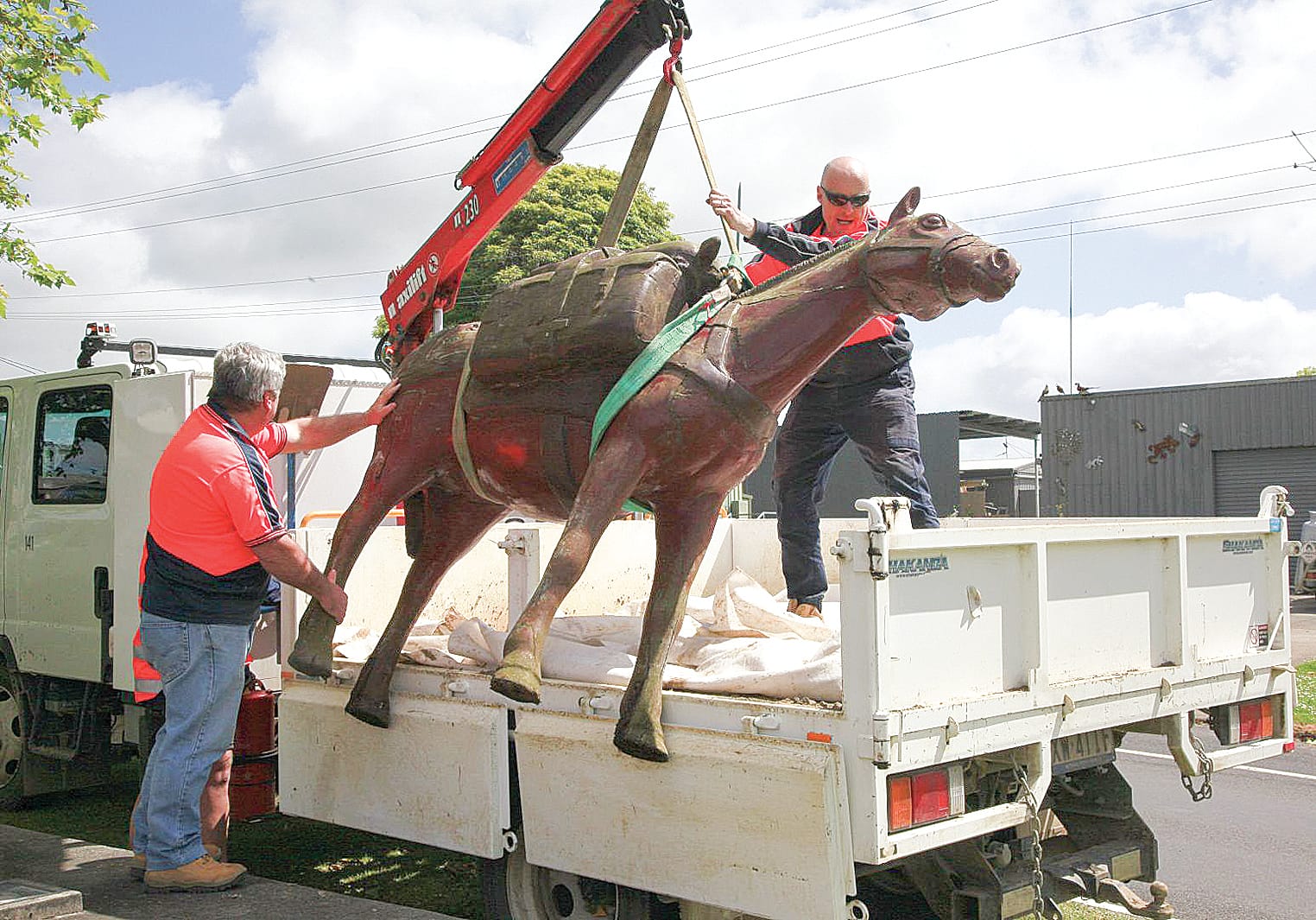 The packhorse sculpture was carefully transported by the Council.