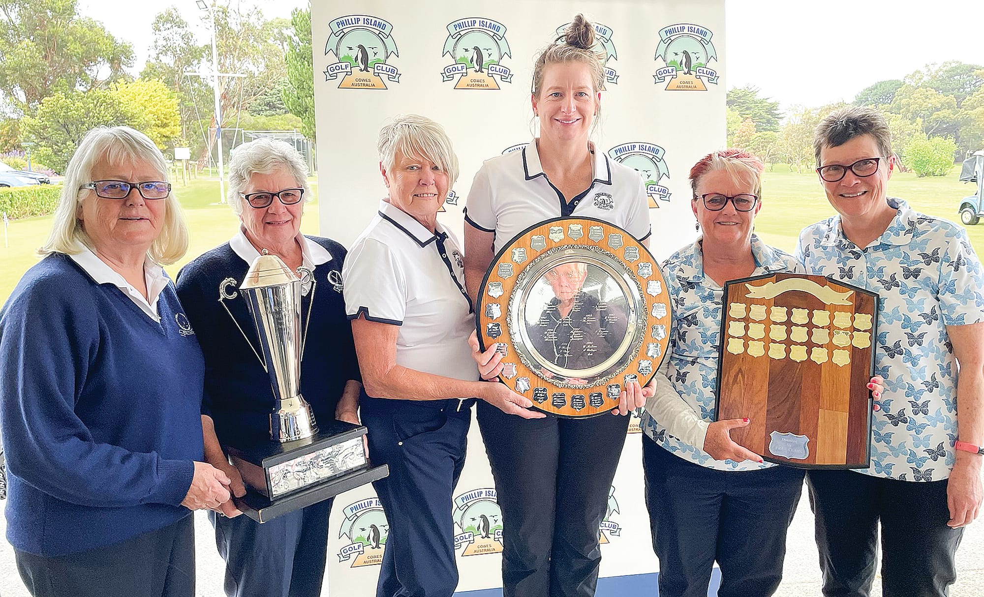 The Foursomes Championship winners were Heather Wintle and Marg Ryan (Foursomes 
Handicap), Jeanette Diss and Emma Hall (Foursomes Championship), and Ruth McPhee and Sherrie Elliot (Foursomes Bronze Scratch). 