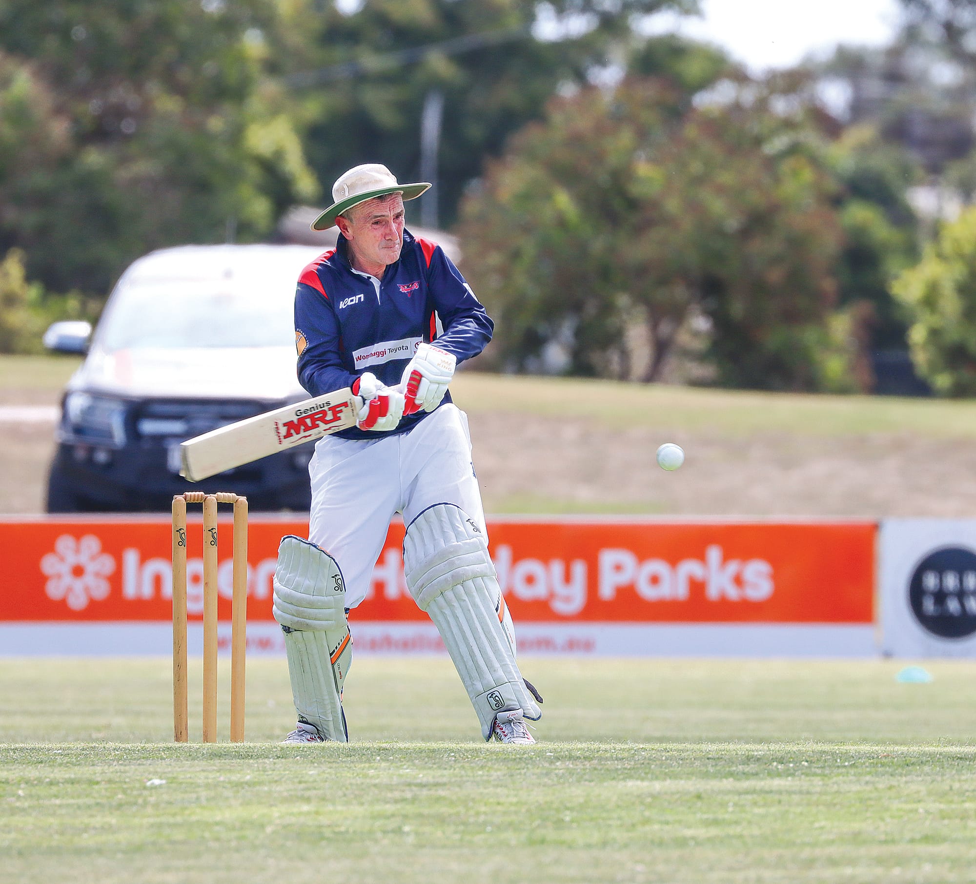 Warren Stewart shapes to pull for Inverloch during his impressive knock of 79, retiring not out against Glen Alvie which won the C2 match. A34_0825