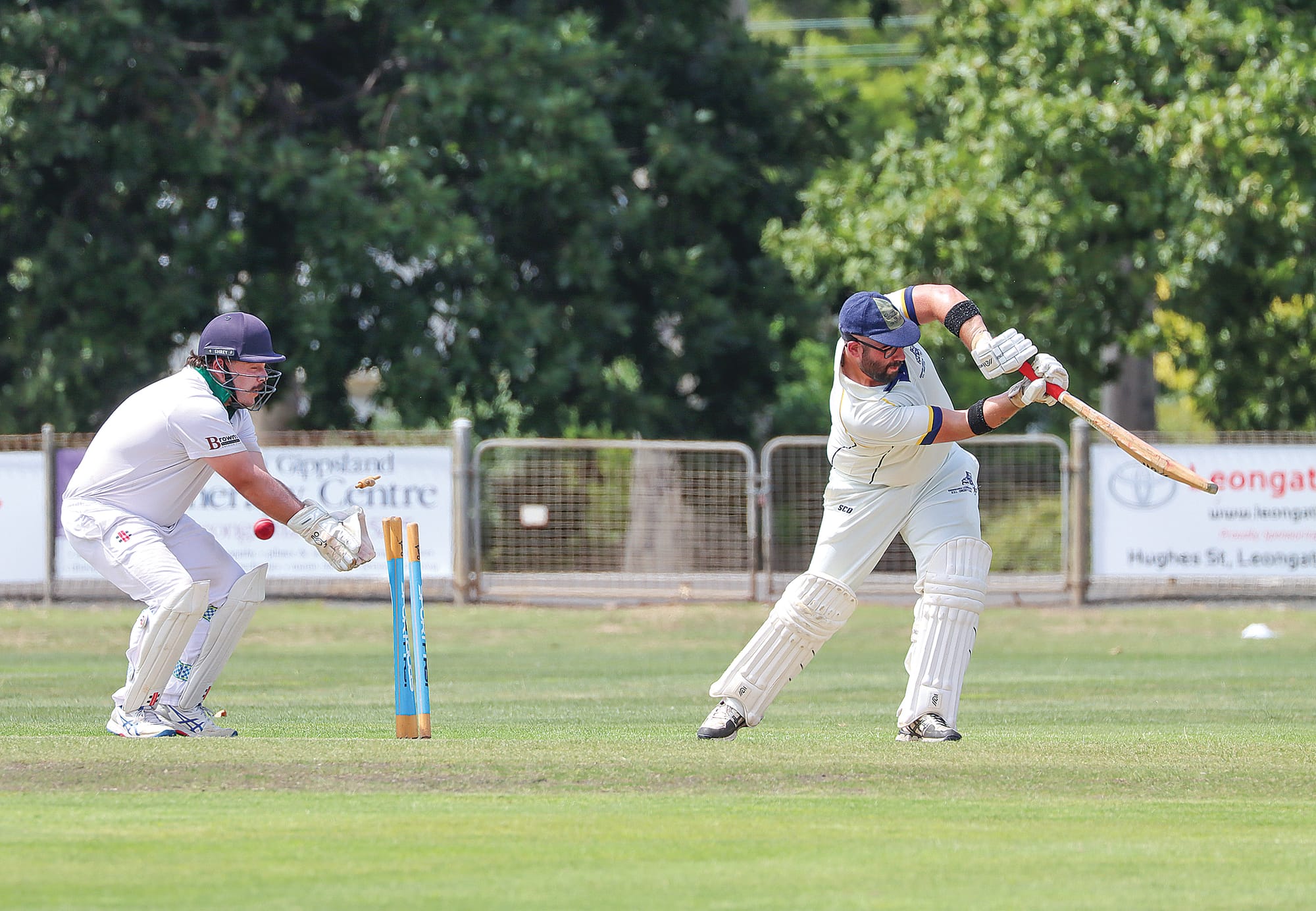 Anthony Hunt of Koonwarra Leongatha RSL is bowled by Leongatha Town’s Buwaneka Wakishta during the first day of the sides’ A1 match. A31_0825