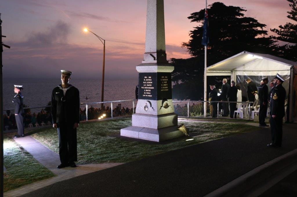 ‘Biggest ever’ crowd at Cowes dawn service