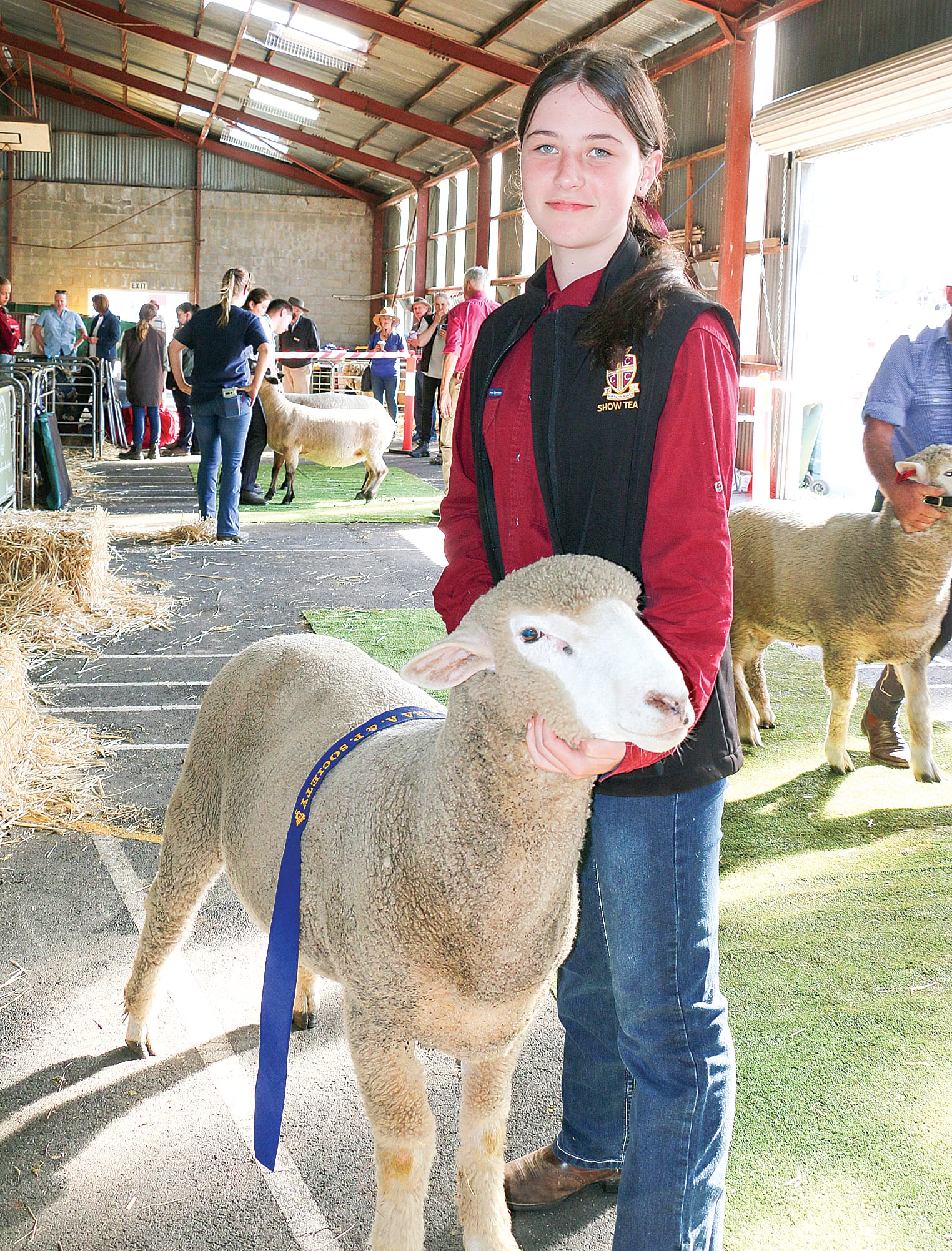 Ruby Bromage from Flinders Christian College received first place in the ram lamb class at the Korumburra Show.