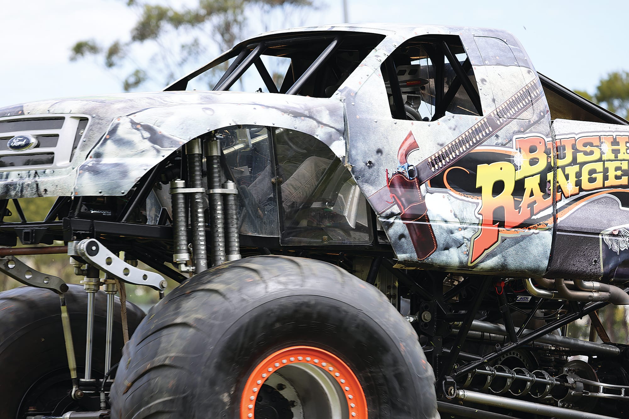 Ford monster truck Bush Ranger driven by Simon O’Neill from South Coast Monster Trucks was out to impress, ripping into the dirt and stepping over obstacles with practised ease.