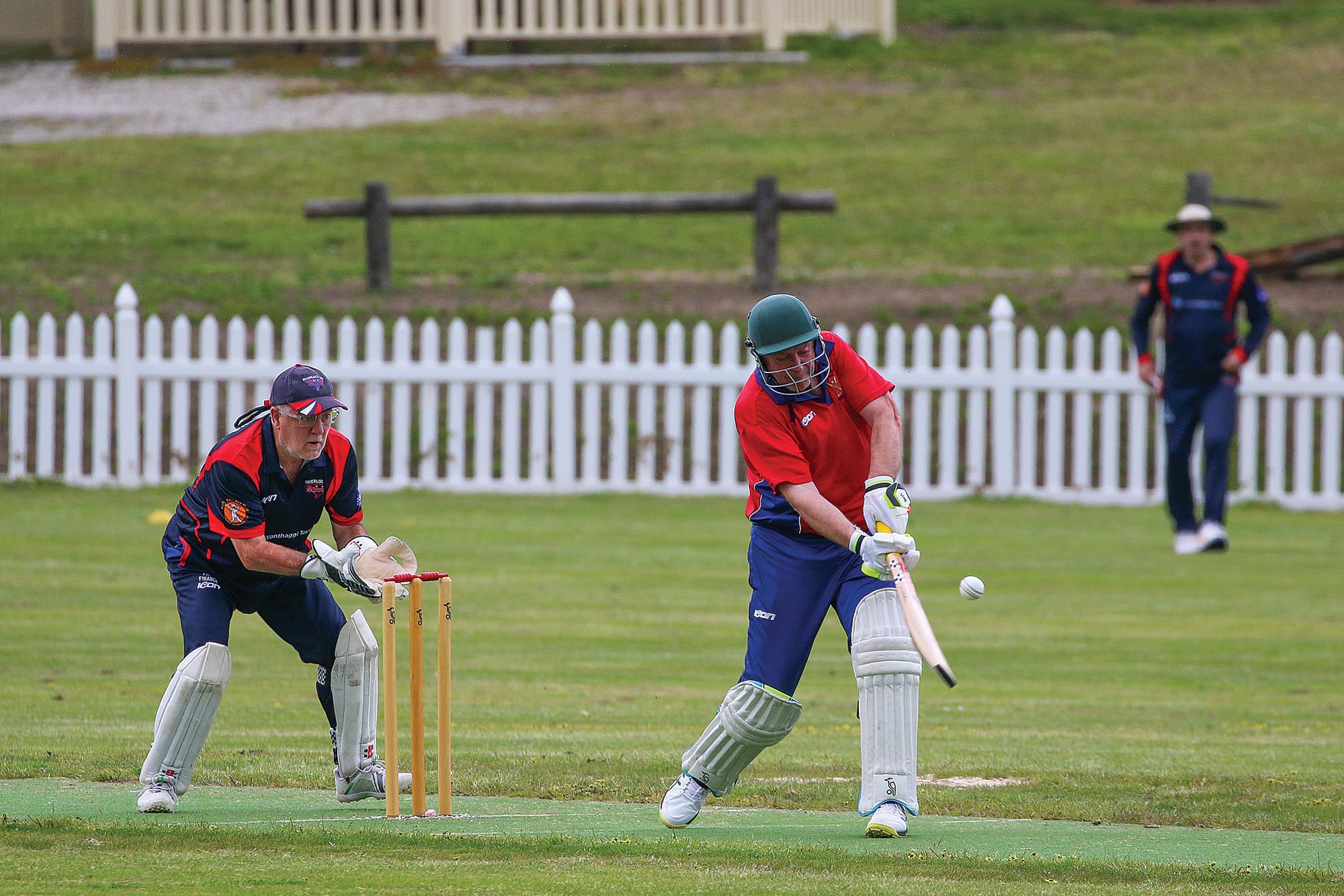 Peter Roberts put on a good performance as he opened for Glen Alvie in C2. Tk23_4725