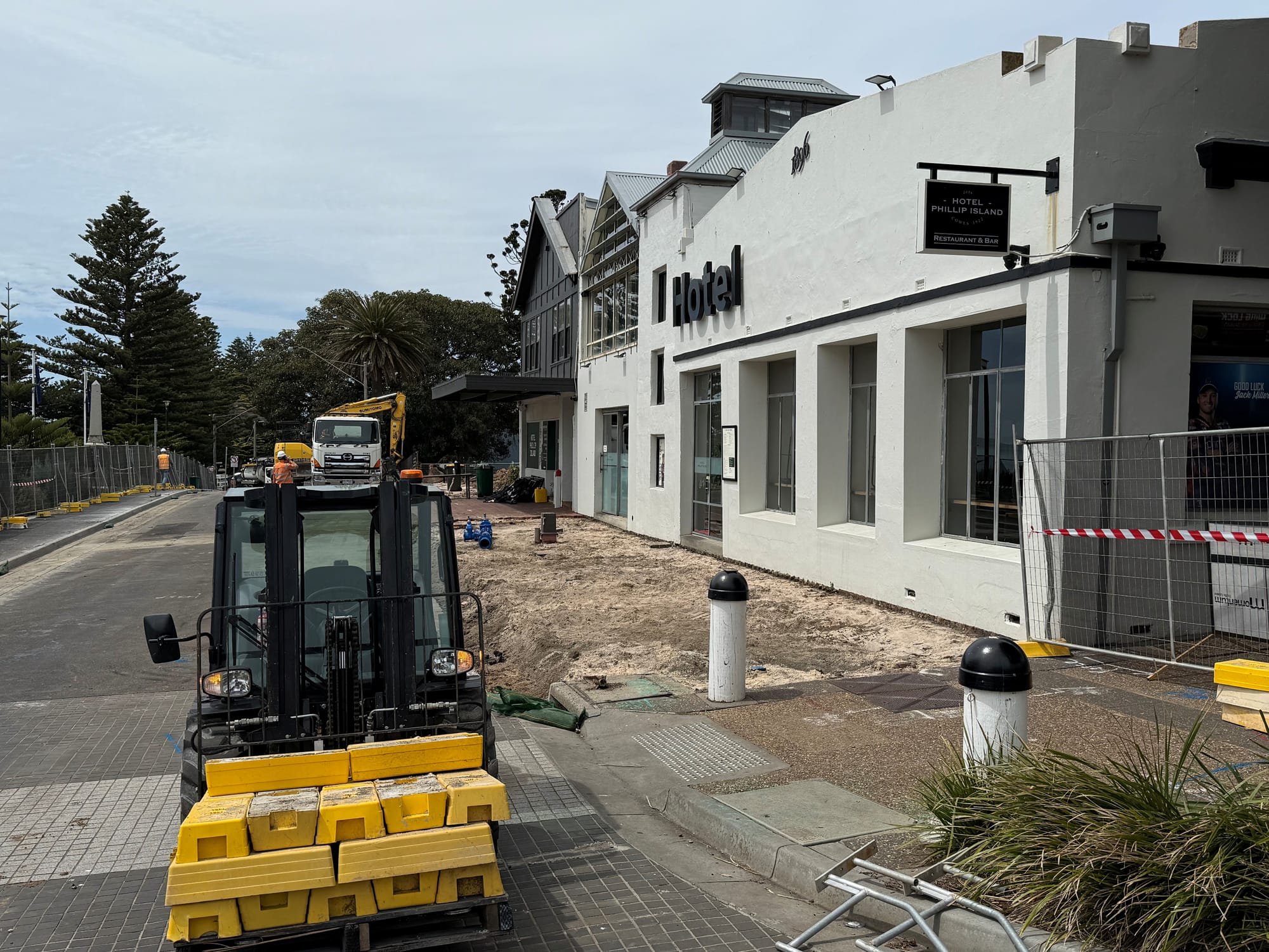 Smooth sailing after rocky start to Cowes’ streetscape upgrade