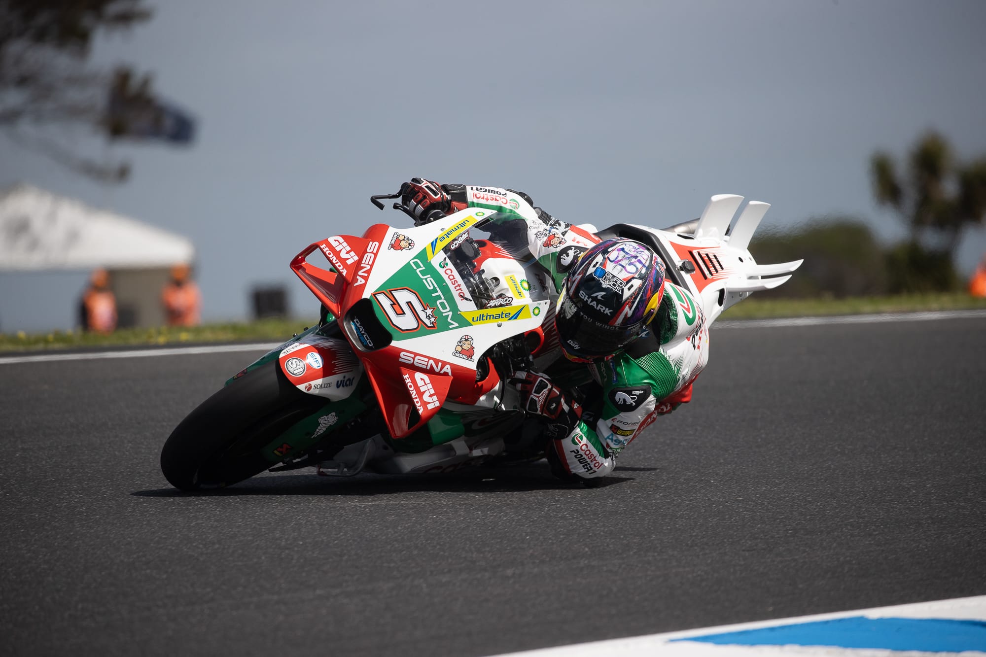 Photo: Peter Cleeland.