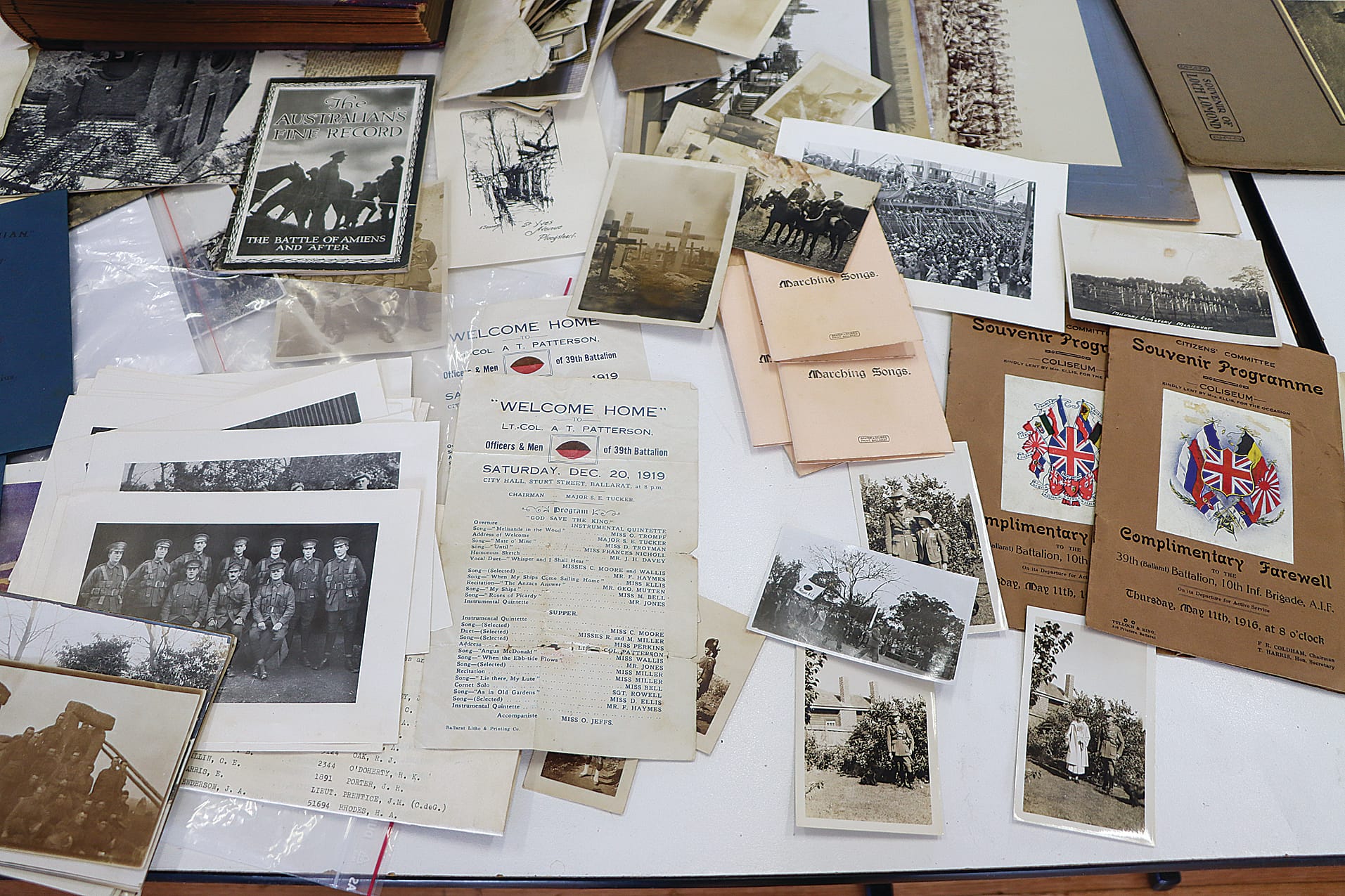 Some of the diverse objects from the Paterson collection have gone to the 39th Battalion Association. A22_4025