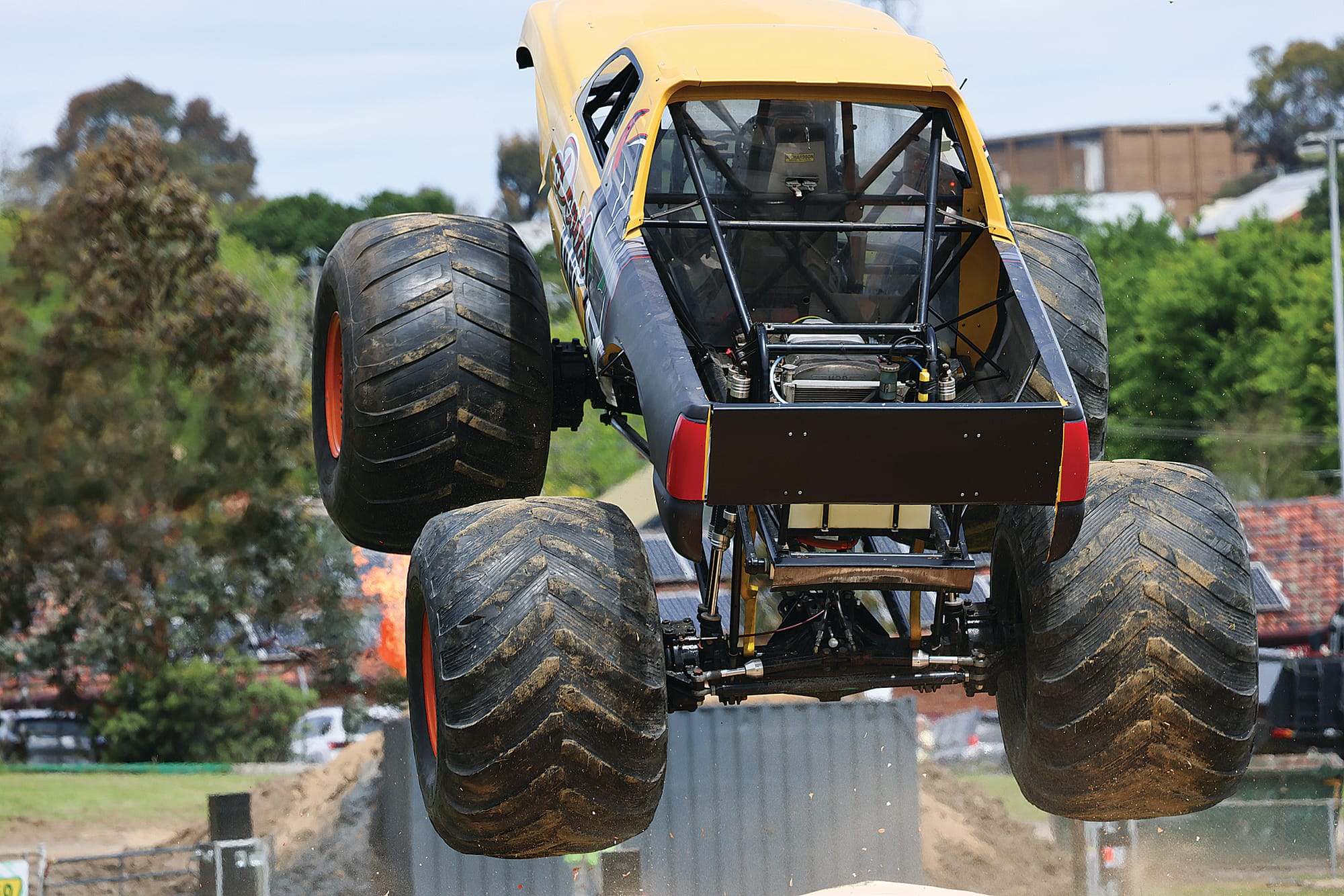Devil’s Taxi took it to the max in a thrilling opening round of jumps and stunts for the 2025 Monster X Tour at the Korumburra Showgrounds. 