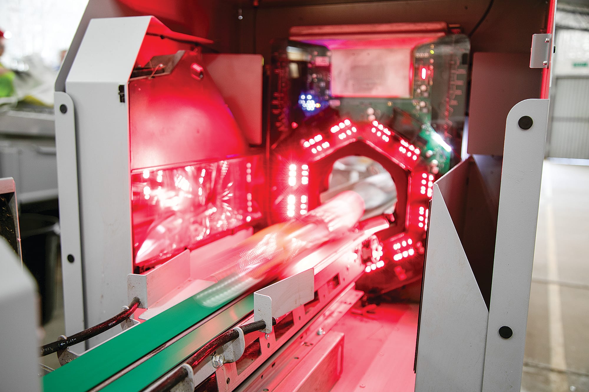 Join the cycle: The journey of your 10-cent containers