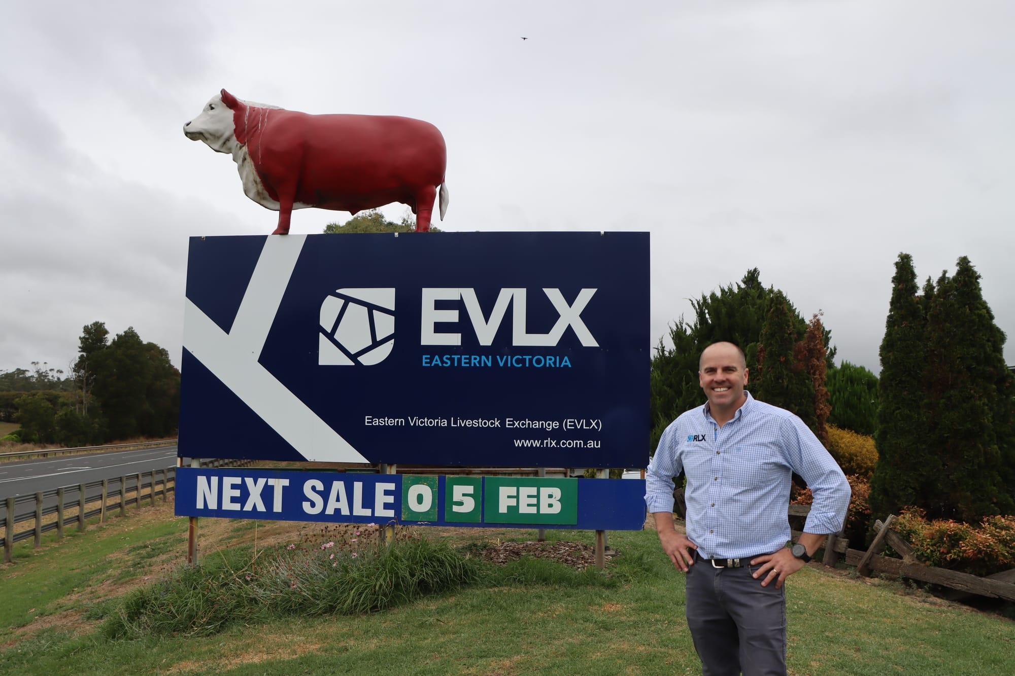 New owner puts stamp on Leongatha Saleyards