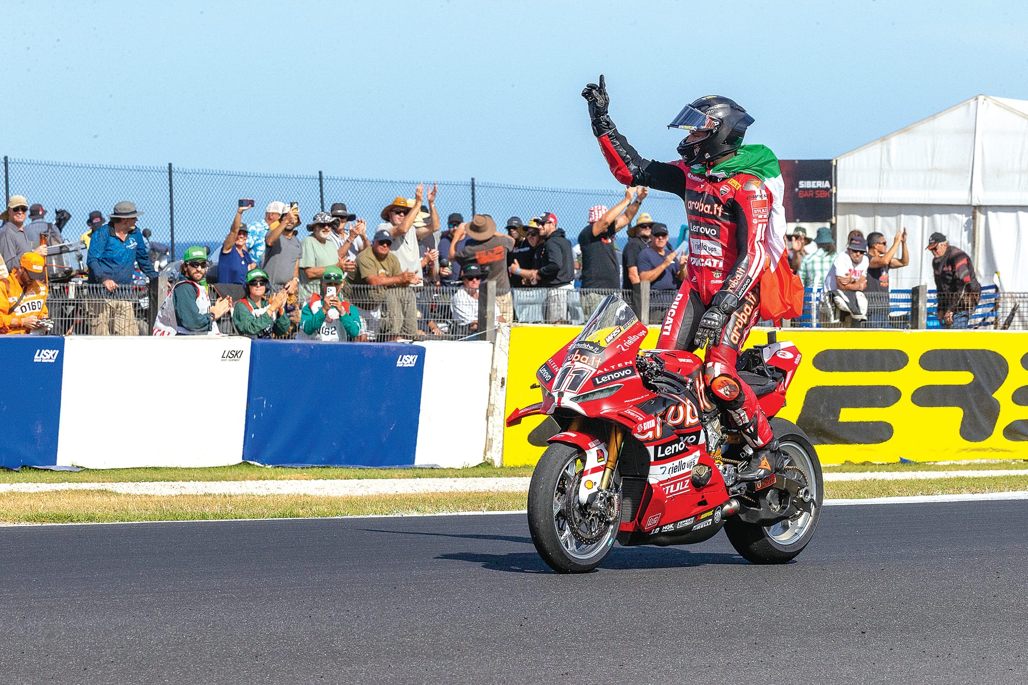 Bulega dominates Phillip Island  World Superbikes
