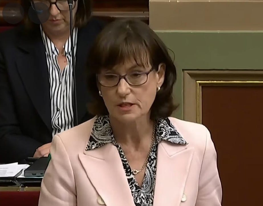 Melina Bath says 'thanks' to Leongatha doctors in parliament