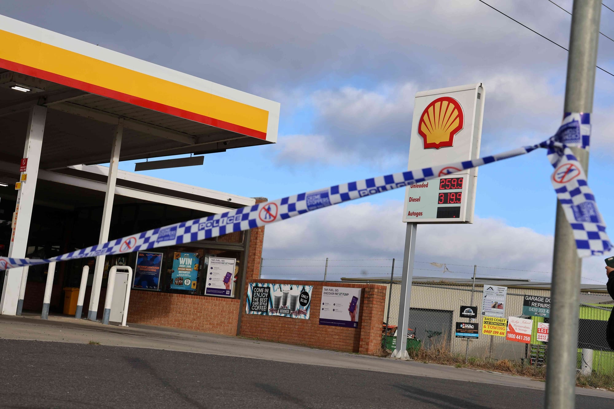 Spectacular smash and grab in Wonthaggi burglary spree