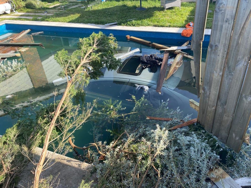 Inverloch NYE crashers take carpooling to next level post image