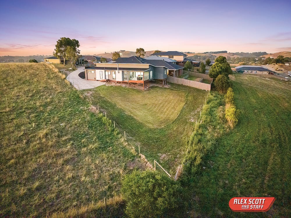 Don’t want to feel hemmed in? post image