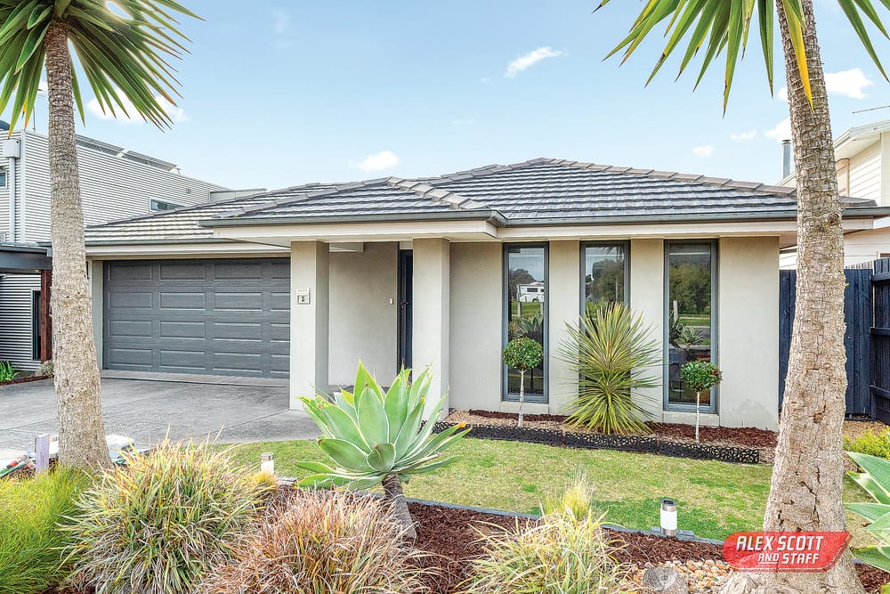 Quiet location close to golf club and Silverleaves beach post image