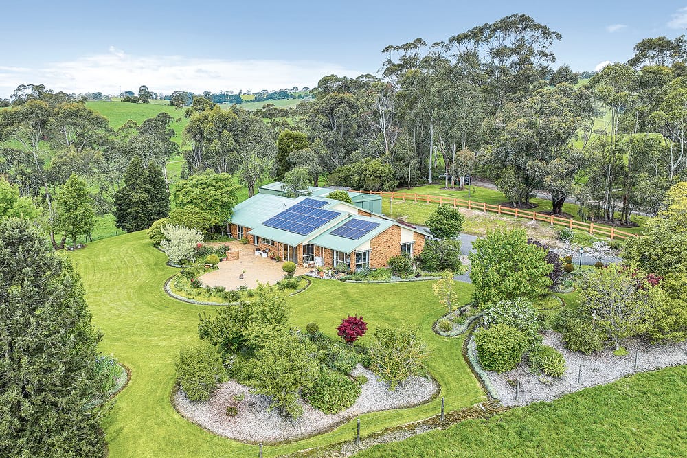 ‘Woodlands’ – Perfection on 2.47 acres post image