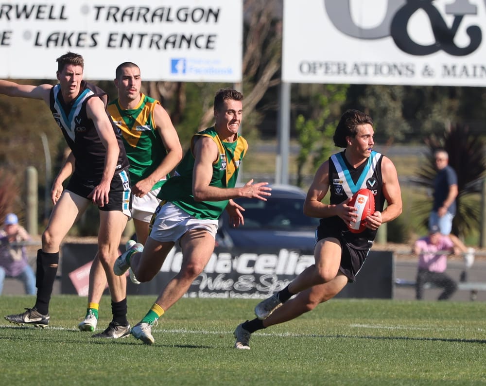 Leongatha converts half time lead into Gippsland gold post image