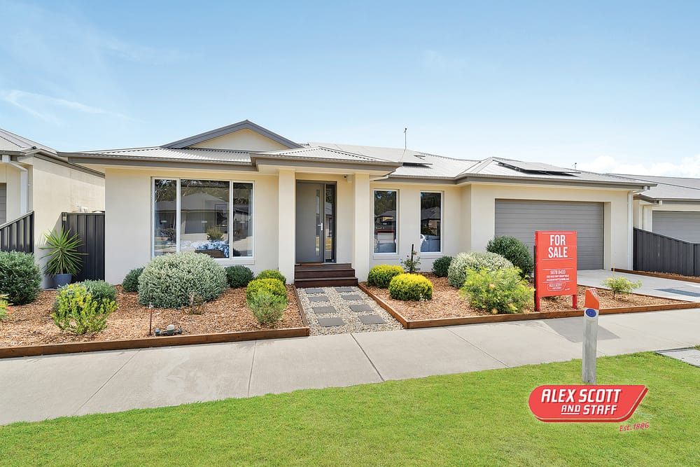 Modern and low-maintenance three-bedroom post image