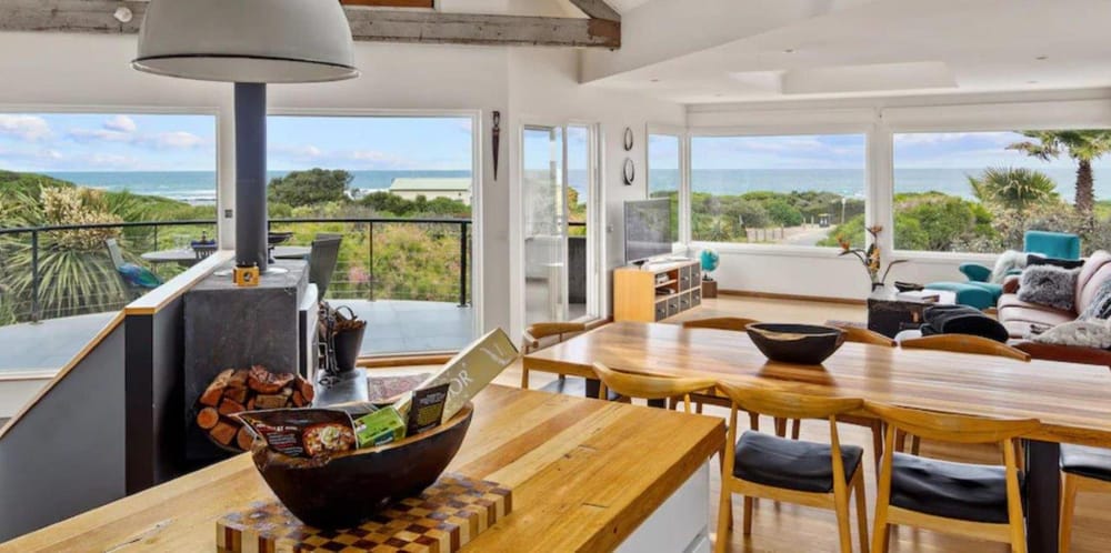 Messy start to Council’s ‘short stay’ rego review post image