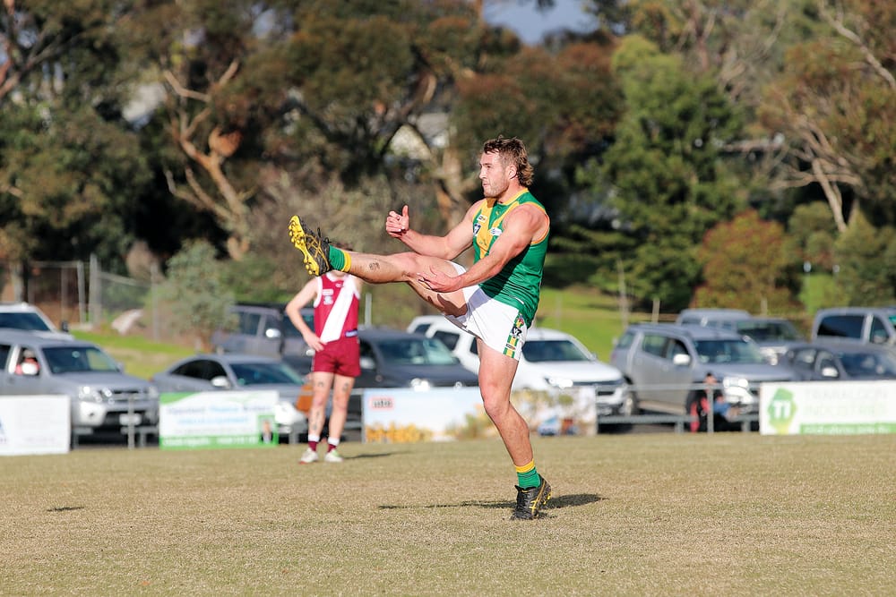 Leongatha wins thriller post image