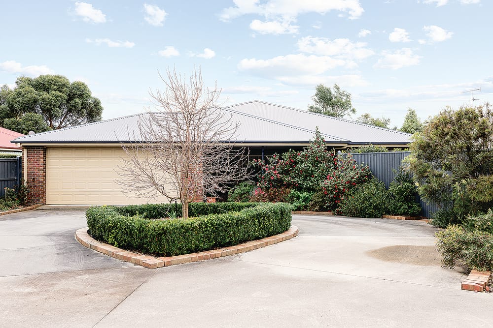 Magnificent family living post image