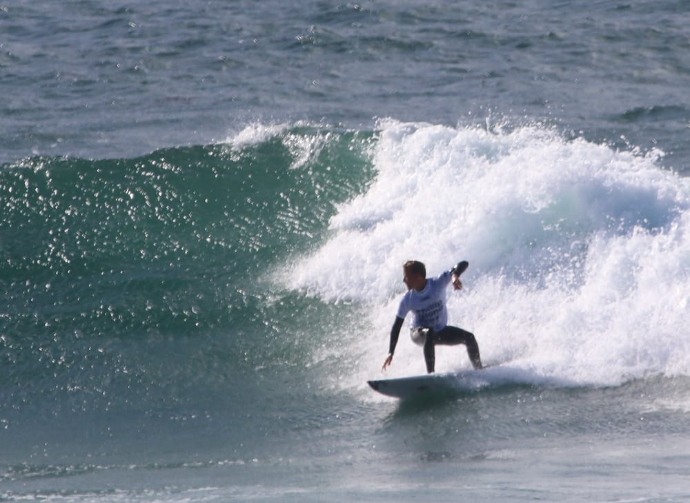 Island men surfed out in same heat post image