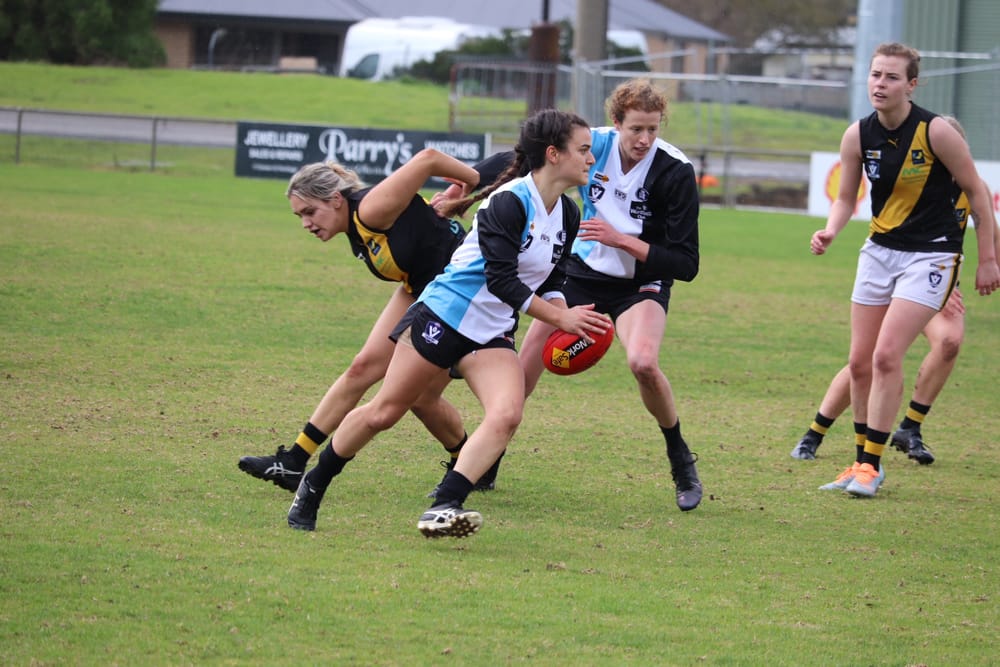 Breakers outclass Seaford post image