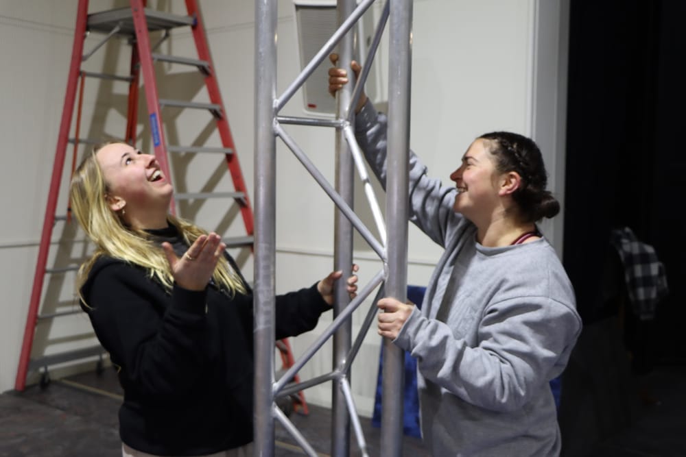 All is in readiness to cut footloose in Leongatha post image