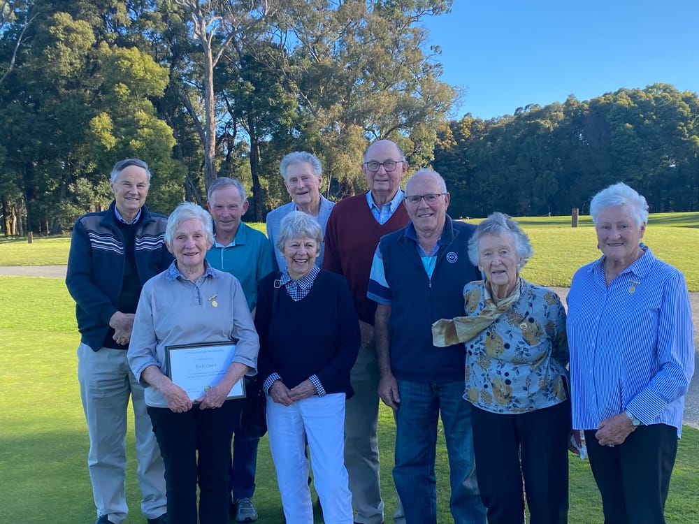 Trish Owen awarded life membership at Leongatha Golf Club post image