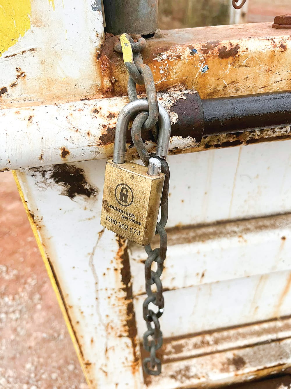 Nyora community helps Race Club find dense thief post image