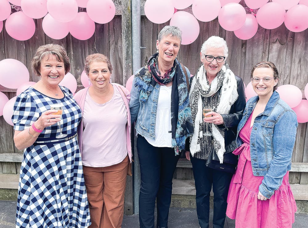 Boobs and Bubbles a great afternoon post image