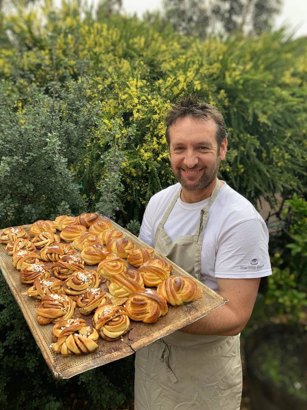 The Invy Baker launches, Bring Home the Bakery, at Wonthaggi Library. post image