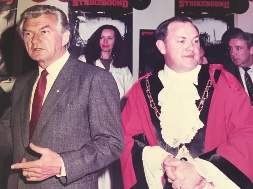 Mayor's chains: Now the report to police is missing post image