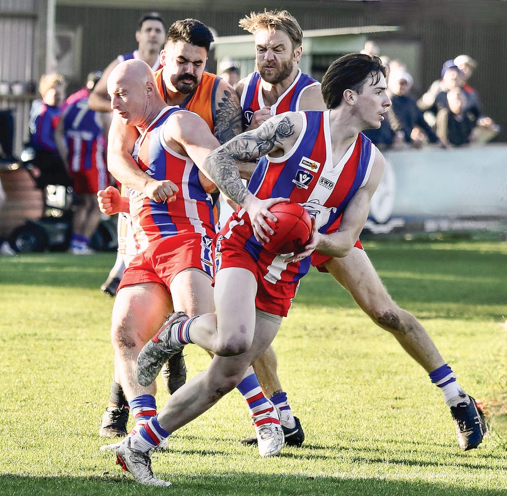 Giants no match for Bulldogs post image