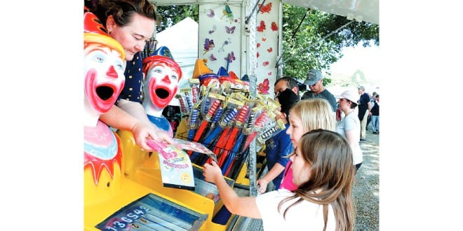 Fantastic Foster Show returns in February post image