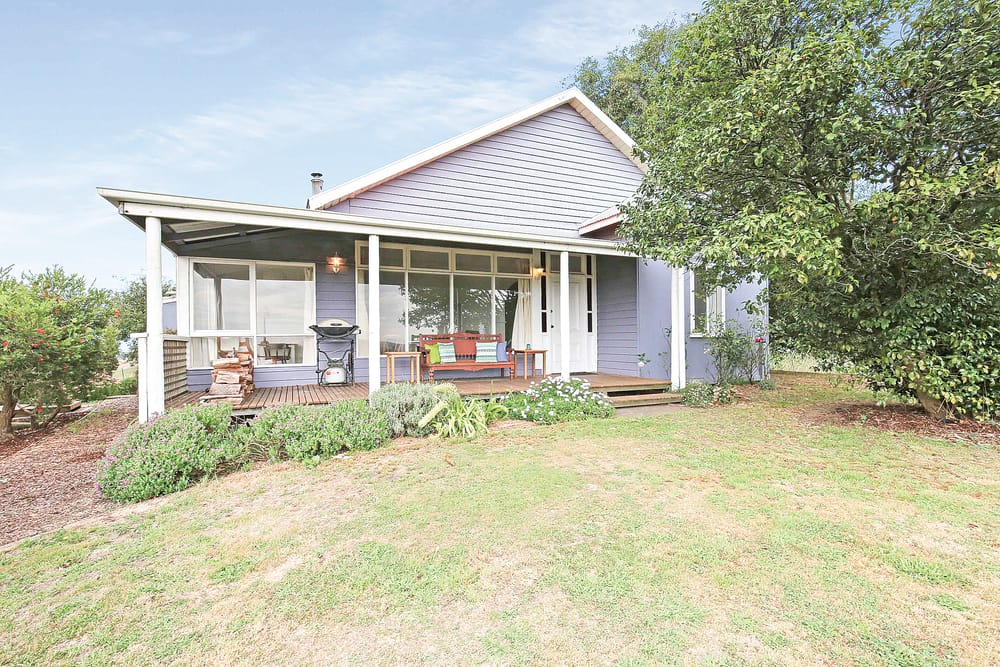 Charming home with stunning rural views! post image