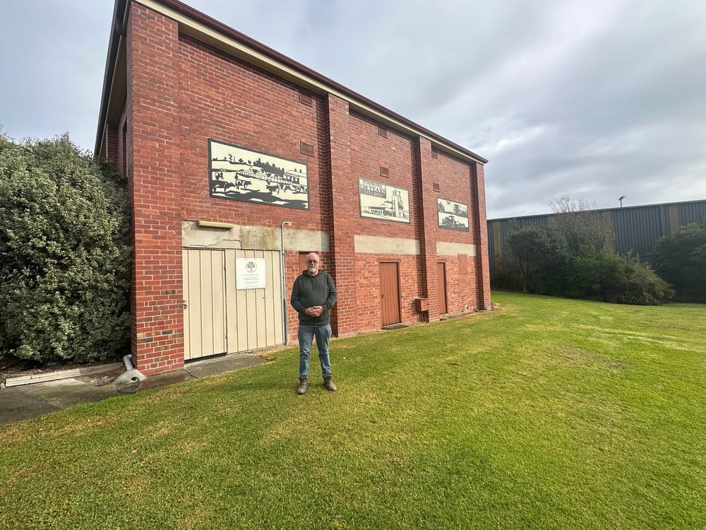 New mural for Poowong celebrates the towns 150 years post image