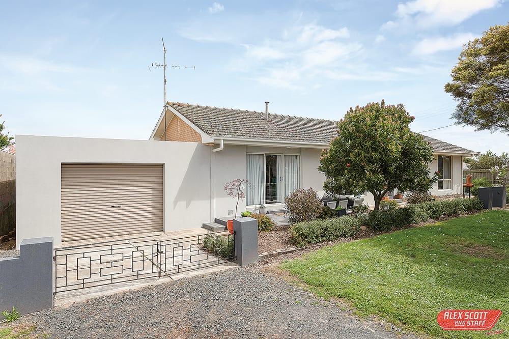 A classic 70s renovation post image