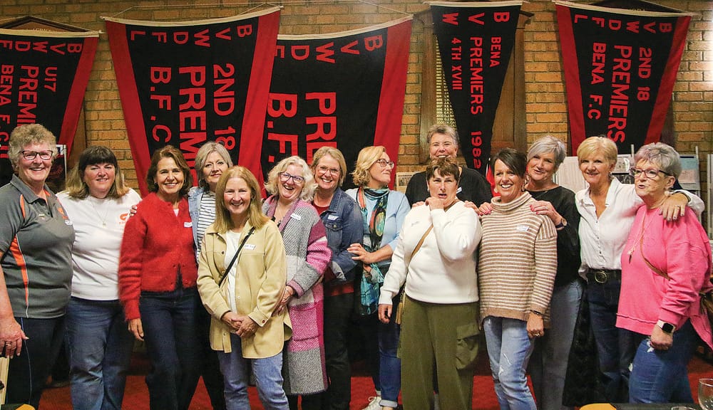 Giants celebrate its past players post image